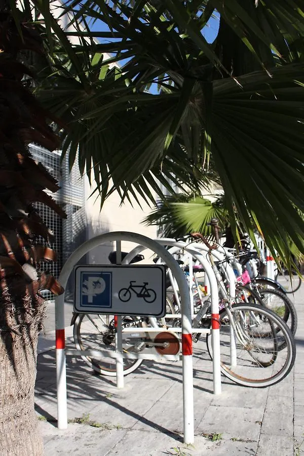 Bb Tube Panzió Genova Olaszország