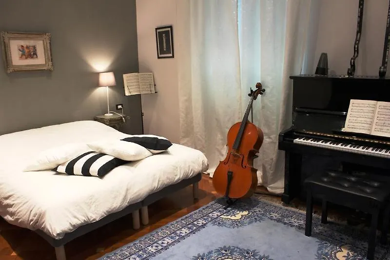 Bed & Breakfast Bed and Breakfast Bb Tube Genova