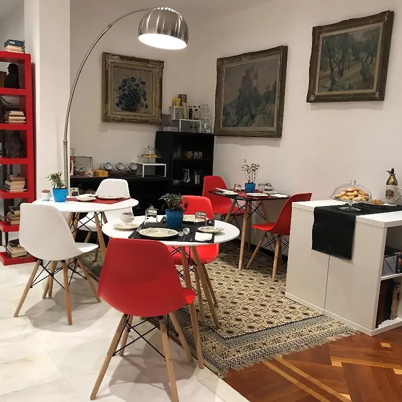 Bed and Breakfast Bb Tube Genova Bed & Breakfast