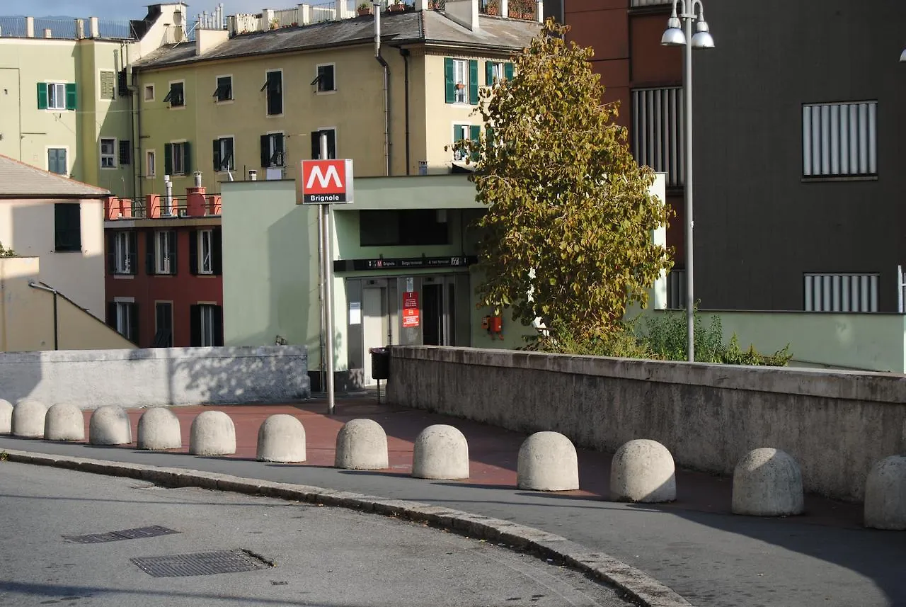 Bb Tube Bed & Breakfast Genoa 2*,  Italy